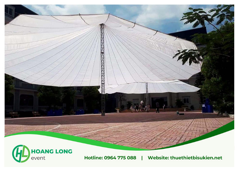 giá cho thuê dù che sự kiện